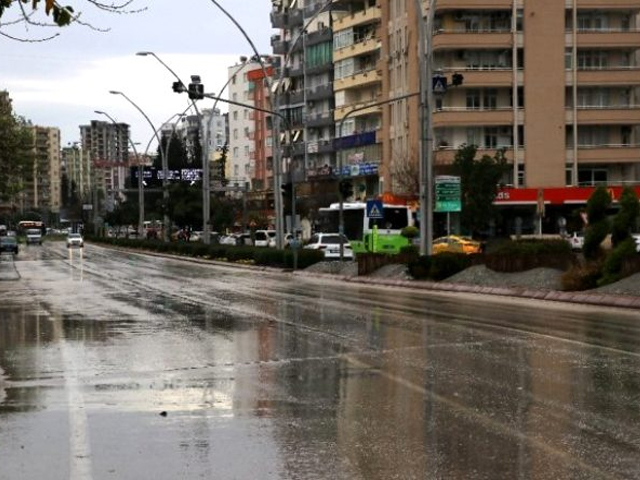 Karantina Kuralına Uyan Kent Hayalet Şehre Döndü!