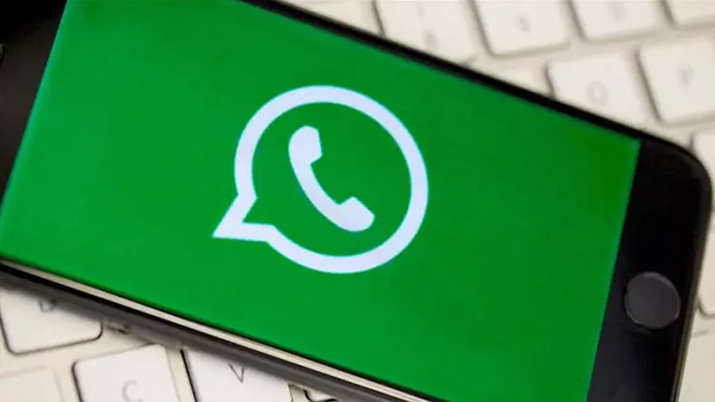 Instagram ve WhatsApp gerçekten bizi dinliyor mu?