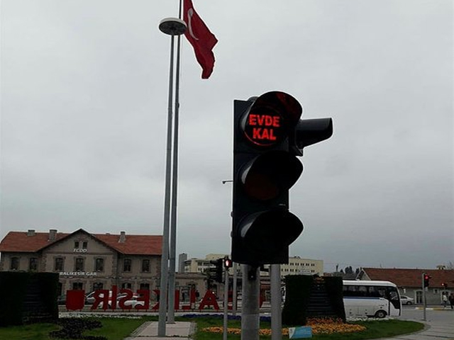 Trafik Tabelalarında Artık Yeni Bir İşaret Var