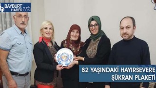 82 Yaşındaki Hayırsevere Şükran Plaketi