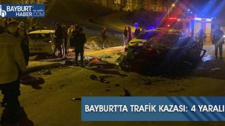 Bayburt'ta Trafik Kazası: 4 Yaralı