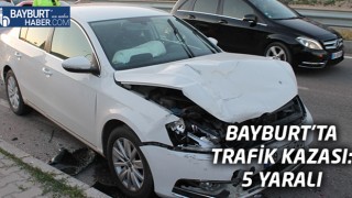 Bayburt'ta Trafik Kazası: 5 Yaralı