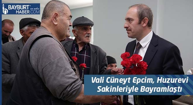 Vali Cüneyt Epcim, Huzurevi Sakinleriyle Bayramlaştı