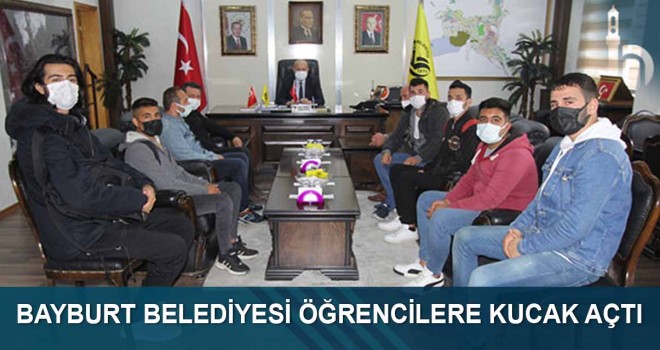 Bayburt Belediyesi Öğrencilere Kucak Açtı