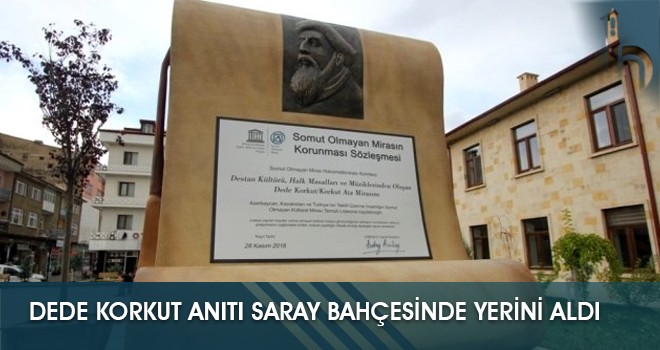 Dede Korkut Anıtı Saray Bahçesinde Yerini Aldı