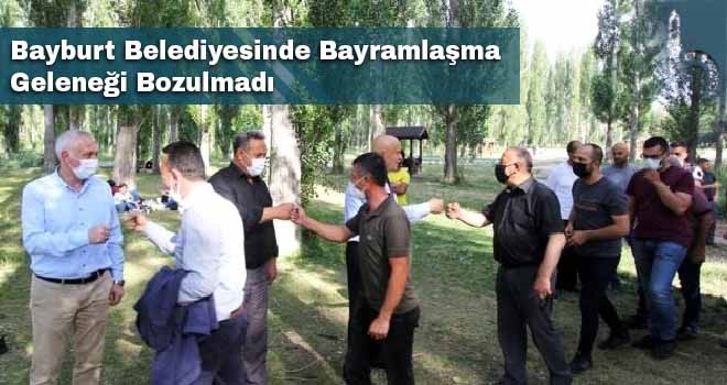 Bayburt Belediyesinde Bayramlaşma Geleneği Bozulmadı