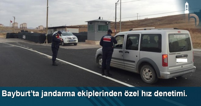 Bayburt’ta jandarma ekiplerinden özel hız denetimi